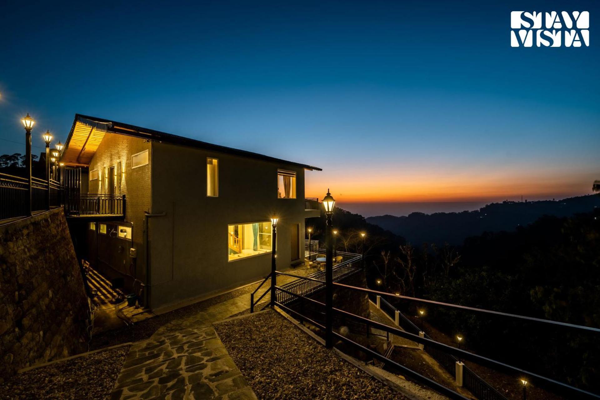 Stayvista At Sunset Springs With Pool & Views Nainital Exterior foto